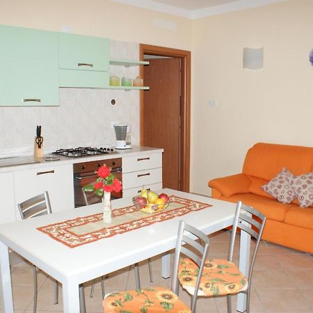 אפרטהוטל ברנצונה סול גארדה La Casa Di Pericle מראה חיצוני תמונה