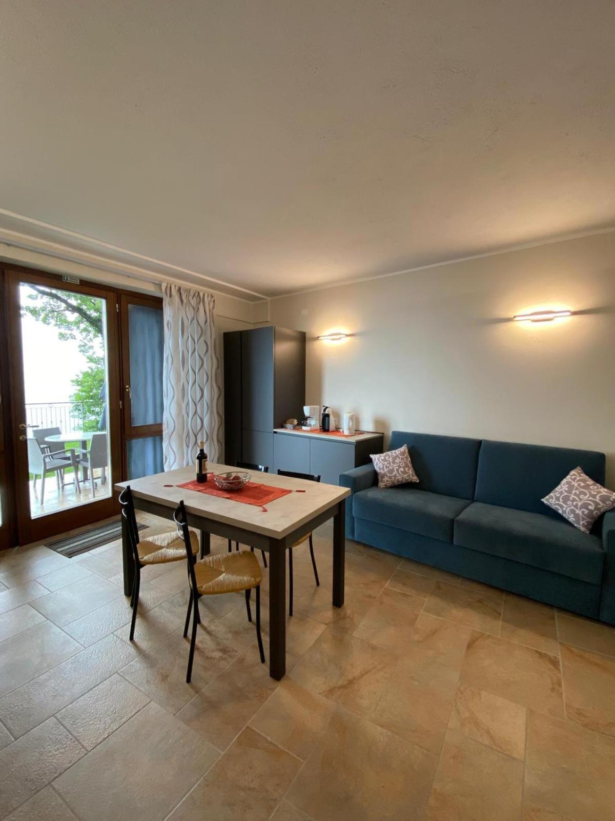 אפרטהוטל ברנצונה סול גארדה La Casa Di Pericle מראה חיצוני תמונה